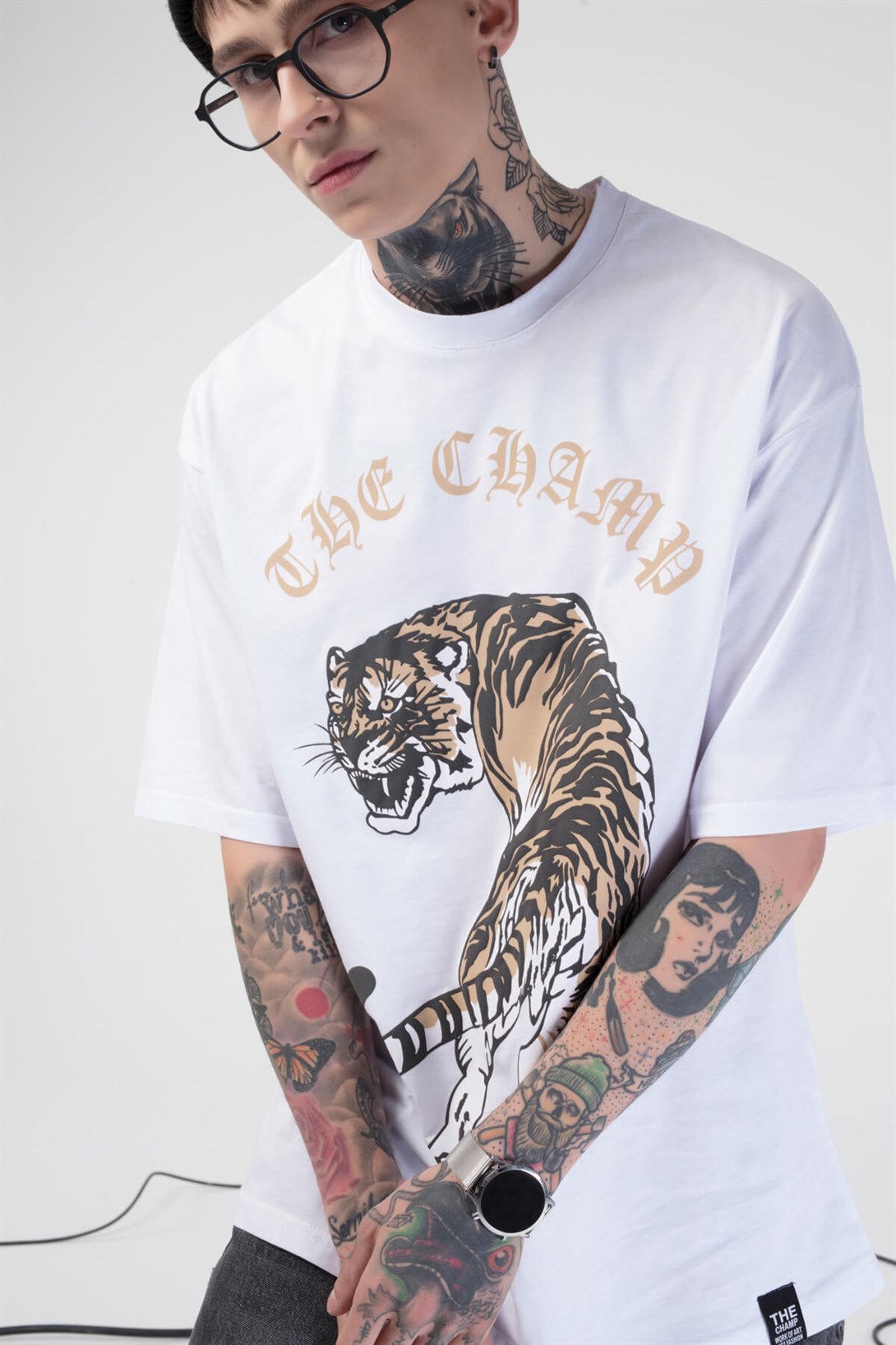 The Champ Tiger Unisex Tshirt Beyaz
