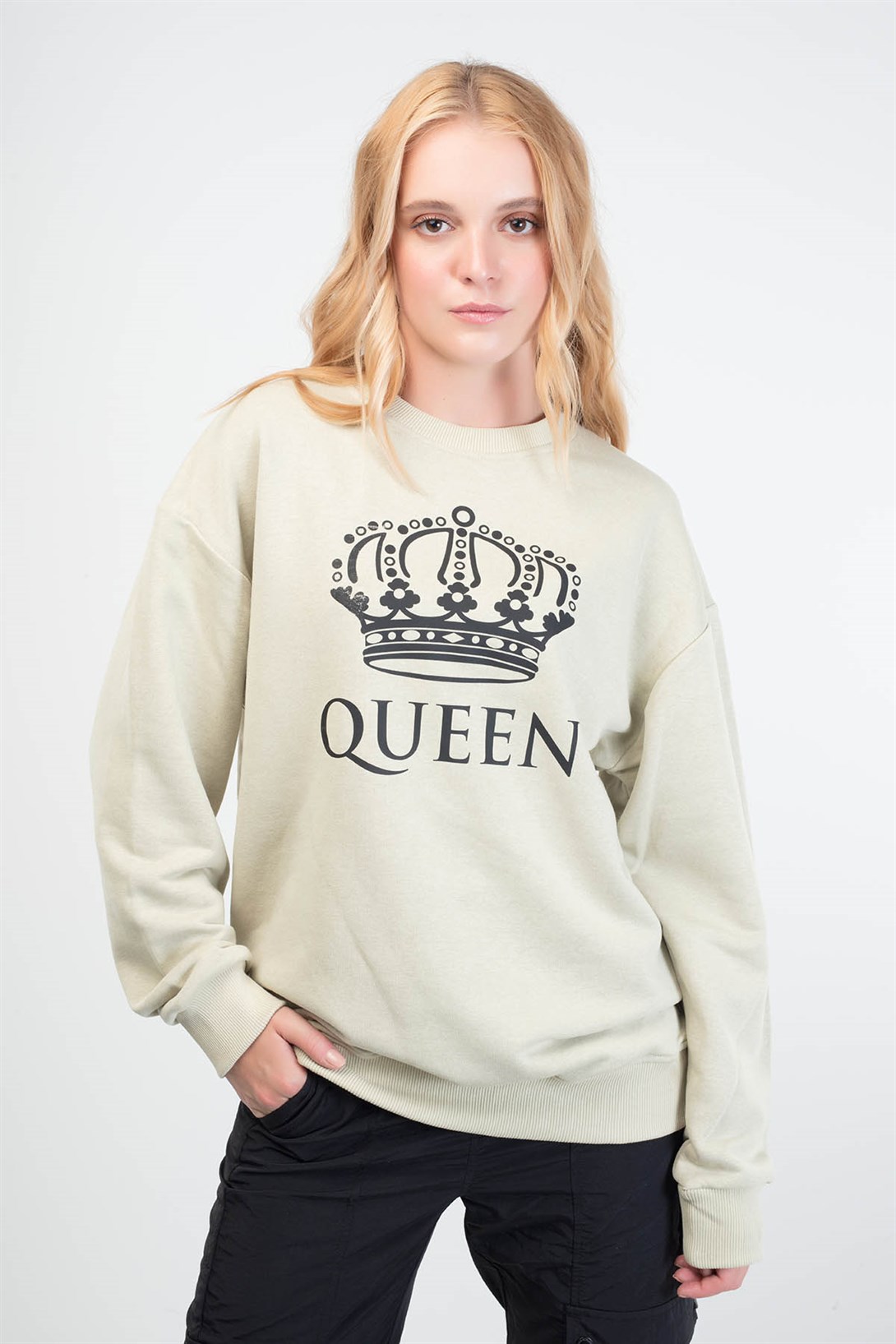 Trendiz Queen Couple Kadın Yuvarlak Yaka Sweatshirt Bej 121106