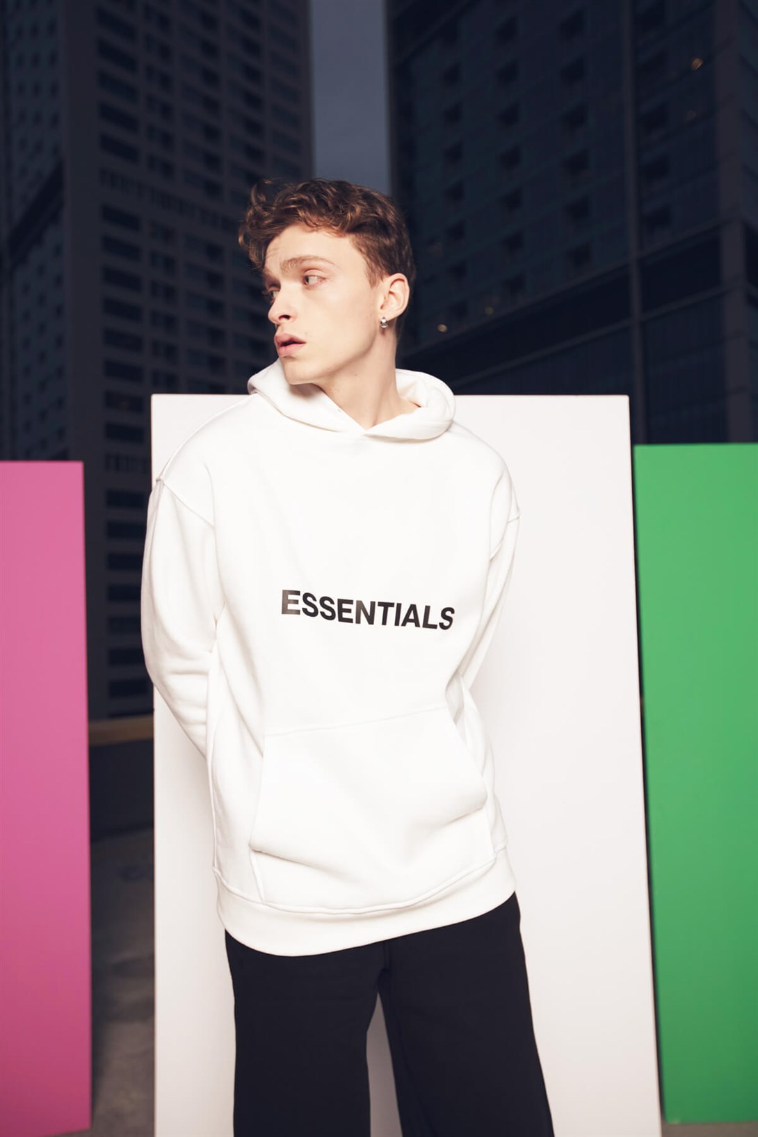 Trendiz Unisex Beyaz Essentials Sweatshirt