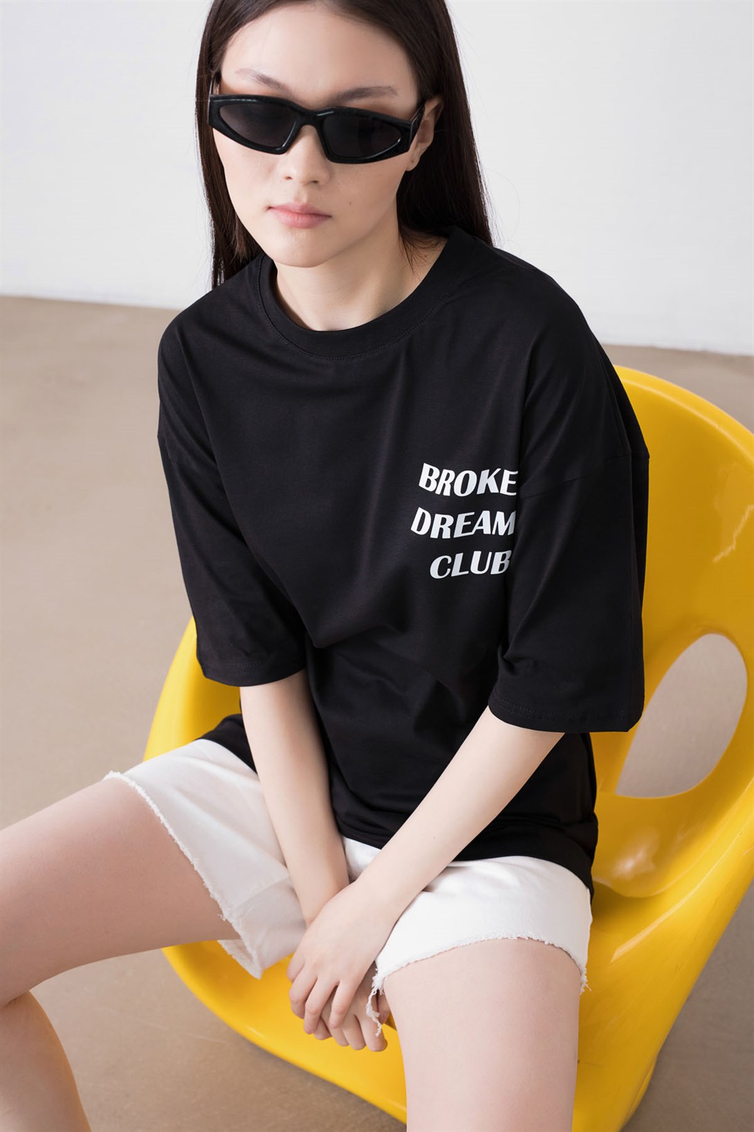 Trendiz Unisex Broken Dreams Club Siyah Tshirt