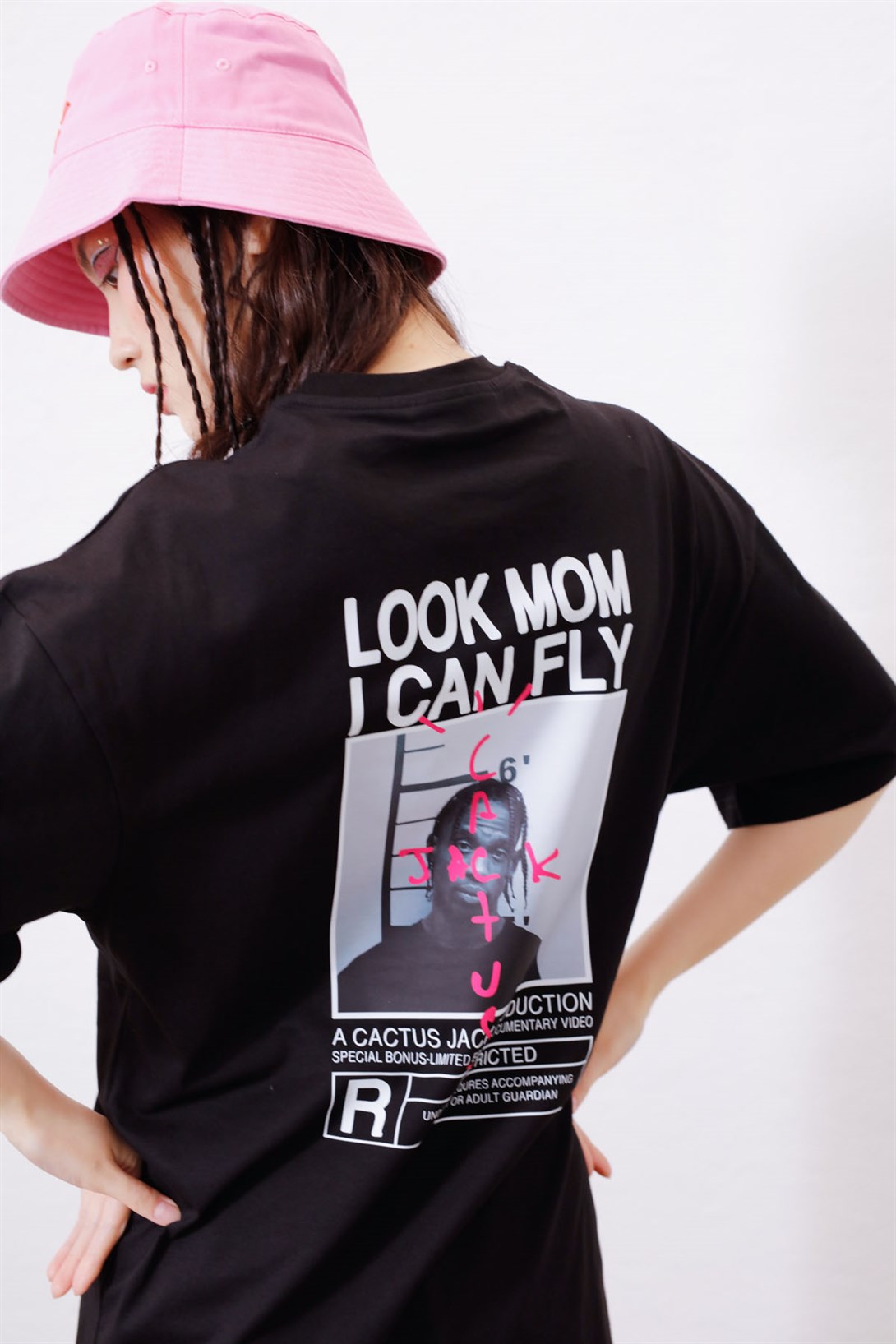 Trendiz Unisex Look Mom I Can Fly Siyah Tshirt