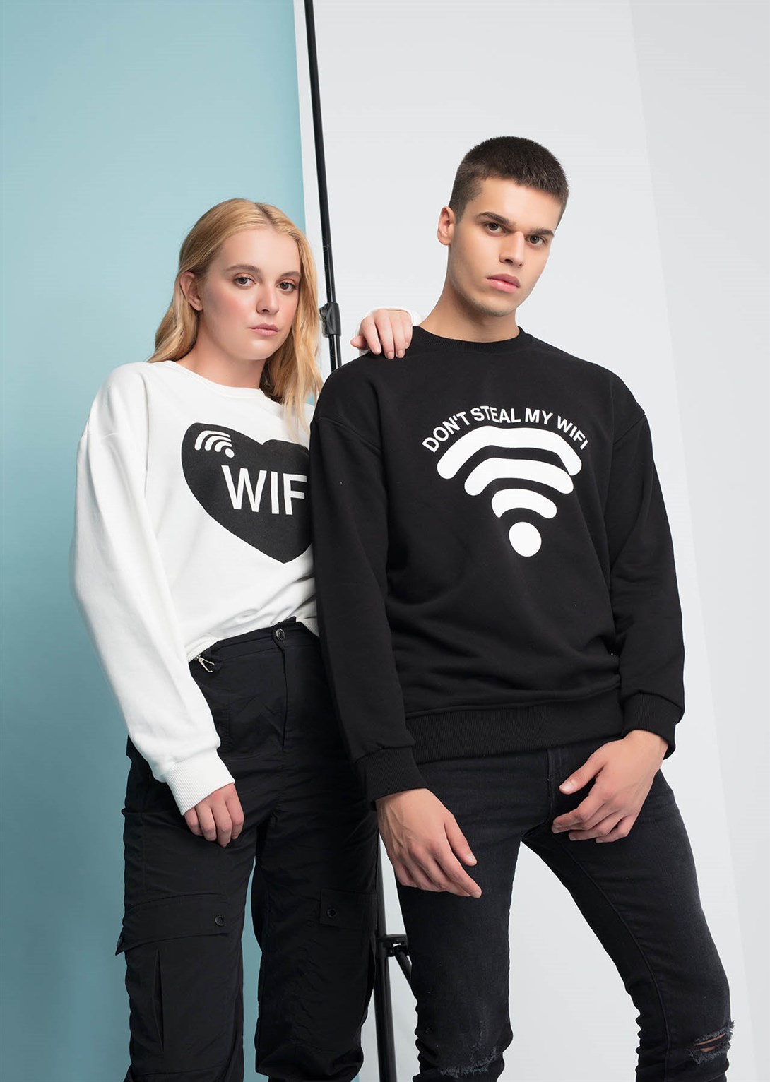 Trendiz Wifi Couple KadınYuvarlak Yaka Sweatshirt Beyaz 121101